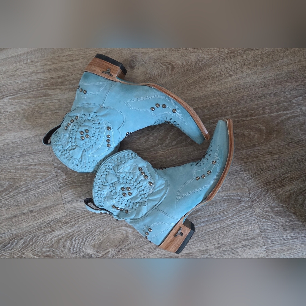 LANE Braided Shaft Light Blue Western Ankle Boots with Side Zip